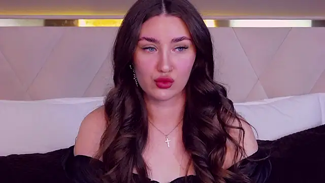 Snapshot of KiraBarlows chatting on 02/25/25, 07:25 KiraBarlows online show from 02/25/25, 07:25