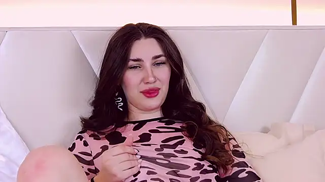 Snapshot of KiraBarlows chatting on 02/28/25, 01:47 KiraBarlows online show from 02/28/25, 01:47