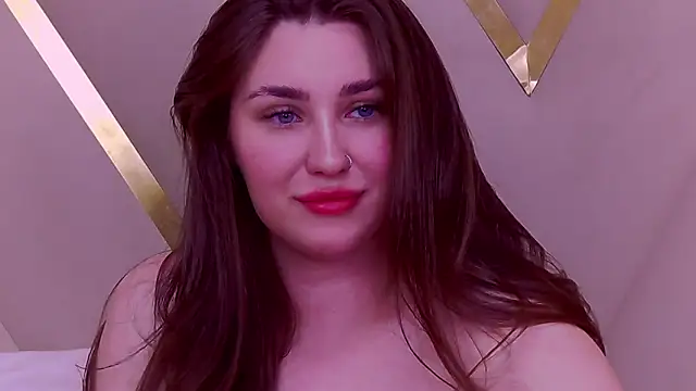 Snapshot of KiraBarlows chatting on 03/11/25, 05:05 KiraBarlows online show from 03/11/25, 05:05