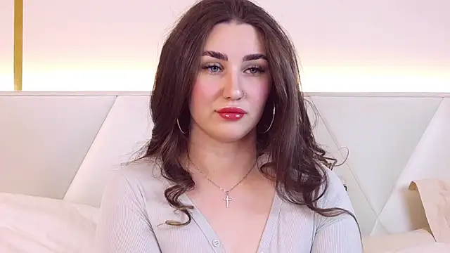 Snapshot of KiraBarlows chatting on 03/18/25, 07:31 KiraBarlows online show from 03/18/25, 07:31