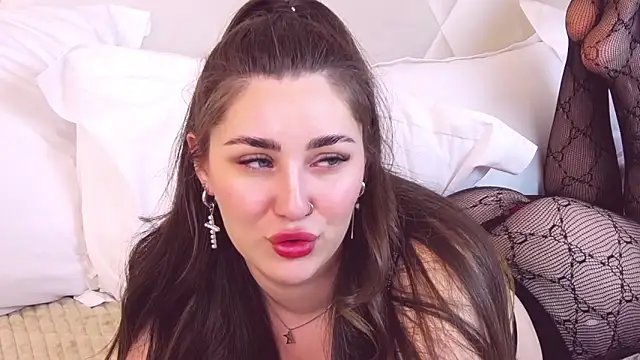 Snapshot of KiraBarlows chatting on 03/22/25, 01:11 KiraBarlows online show from 03/22/25, 01:11