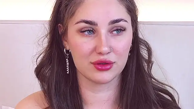 Snapshot of KiraBarlows chatting on 03/22/25, 04:14 KiraBarlows online show from 03/22/25, 04:14