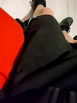 Snapshot of tbz49 chatting on 04/07/26, 08:09 tbz49 online show from 04/07/26, 08:09