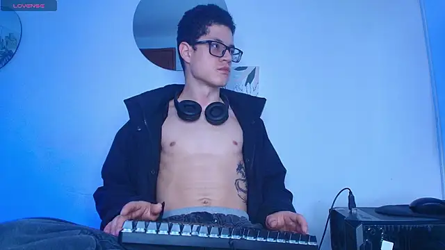 wolfandsky online show from 03/06/26, 11:39