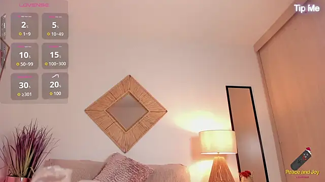 Snapshot of viviannehill_hot chatting on 02/12/26, 12:49 viviannehill hot online show from 02/12/26, 12:49