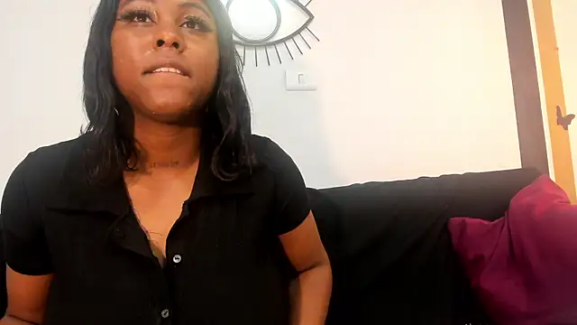 Snapshot of yelicampbell chatting on 01/26/25, 03:25 yelicampbell online show from 01/26/25, 03:25