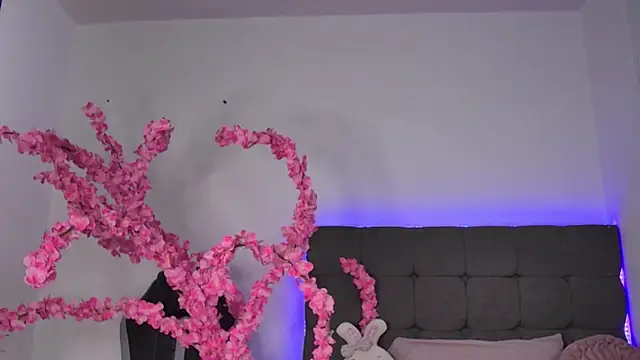 AmandaBrooks 18 online show from 11/20/25, 12:55