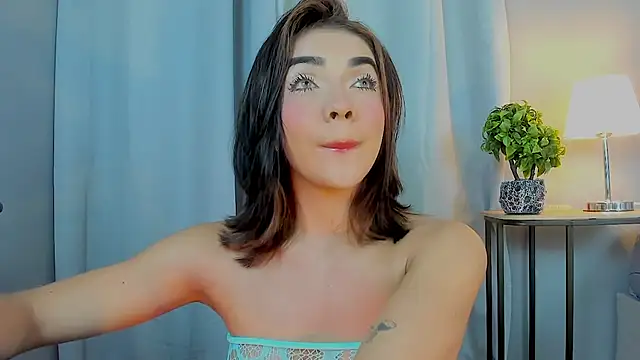 Snapshot of GABRIELAM_MS chatting on 05/06/26, 02:08 GABRIELAM MS online show from 05/06/26, 02:08