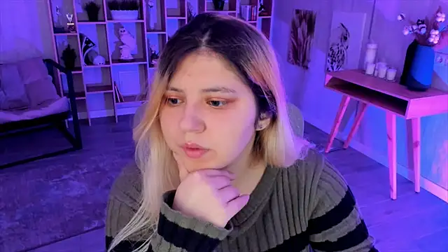 DiaAngell online show from 10/17/25, 08:00