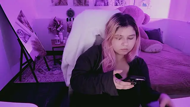 DiaAngell online show from 03/14/26, 07:41