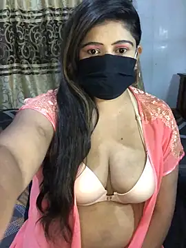 Snapshot of Lovely_WINDI chatting on 03/01/25, 03:05 Lovely WINDI online show from 03/01/25, 03:05