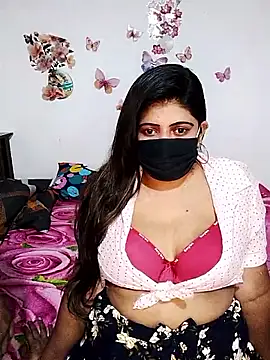 Snapshot of Lovely_WINDI chatting on 10/29/25, 05:47 Lovely WINDI online show from 10/29/25, 05:47