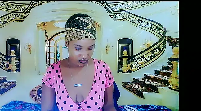 EroticSexyPrada online show from 02/01/25, 03:50