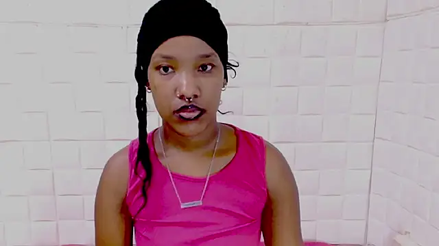 EroticSexyPrada online show from 04/21/26, 01:42