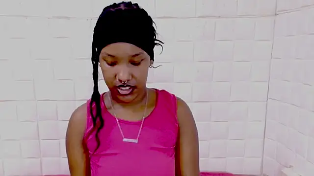 EroticSexyPrada online show from 04/21/26, 02:51