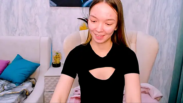 SusannJohnson online show from 02/17/25, 03:04