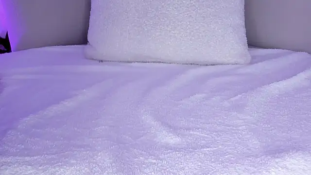 cutte hanna18 online show from 04/23/26, 05:59