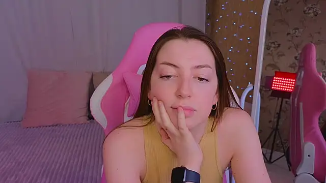 Ann moon   online show from 03/03/25, 06:22