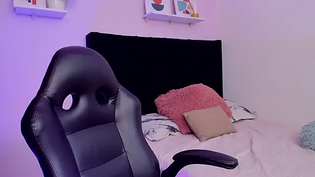 Paulina Lopezz online show from 03/23/26, 08:02