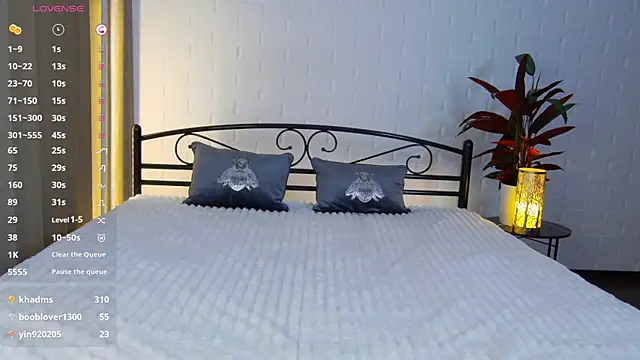 GiKarerra online show from 03/15/25, 01:40