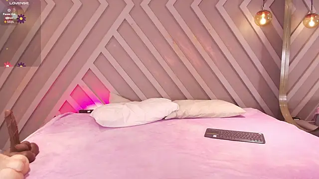 LissMonroe online show from 11/01/25, 11:01