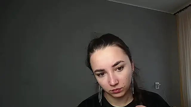 Eva Gloryy online show from 03/19/26, 08:18