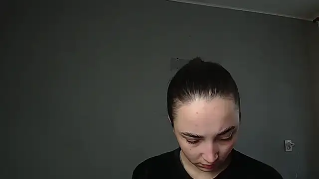 Eva Gloryy online show from 04/17/26, 06:49