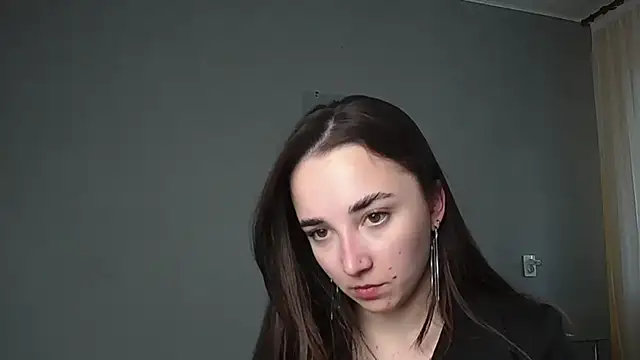 Snapshot of Eva_Gloryy chatting on 05/04/26, 04:03 Eva Gloryy online show from 05/04/26, 04:03