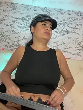 Lili  taylor online show from 01/16/26, 11:53