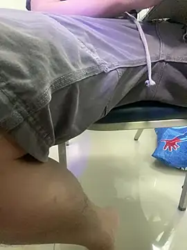 Snapshot of chanentino2 chatting on 02/09/25, 02:18 chanentino2 online show from 02/09/25, 02:18