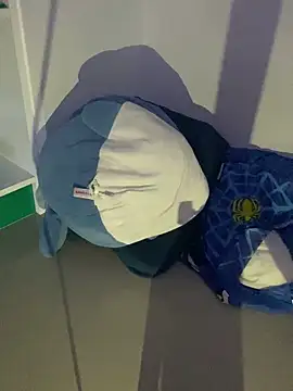 Snapshot of chanentino2 chatting on 02/15/25, 09:59 chanentino2 online show from 02/15/25, 09:59