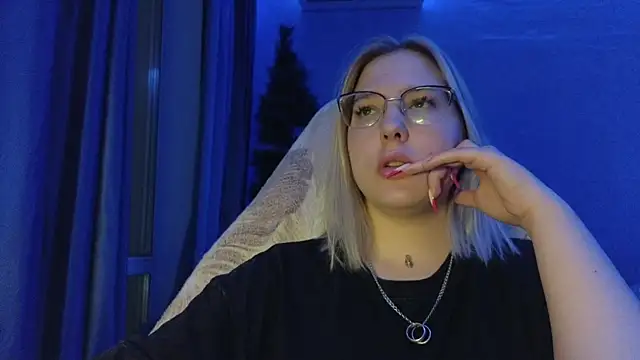 Snapshot of HotBrandyX chatting on 01/09/26, 01:58 HotBrandyX online show from 01/09/26, 01:58