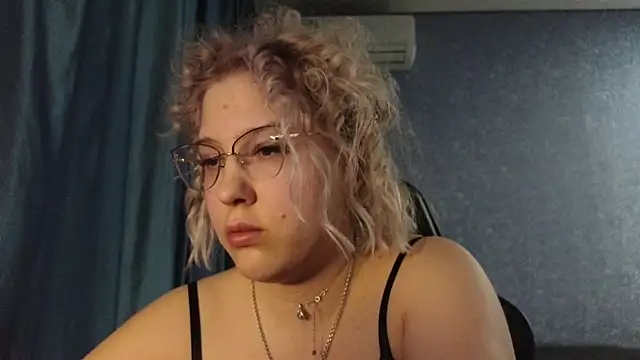 HotBrandyX online show from 04/09/26, 01:16