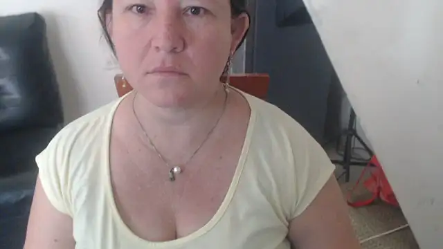 Yohis Kiut25 online show from 10/07/25, 06:38