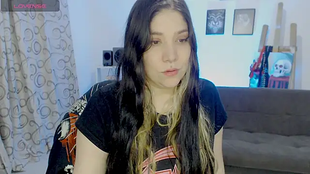 sharonnleon online show from 11/08/25, 11:47