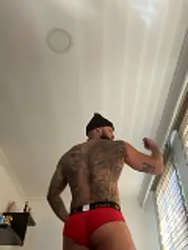 Snapshot of dereckgreen chatting on 01/15/26, 03:05 dereckgreen online show from 01/15/26, 03:05