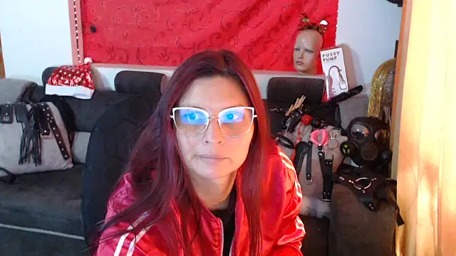 sachaclinford online show from 11/11/25, 05:57