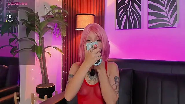 Georgina caruso online show from 04/22/26, 03:53