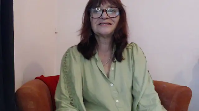 hotlinda45 online show from 09/22/25, 05:15
