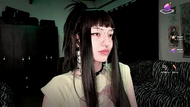 roxy toxic online show from 02/26/26, 12:20