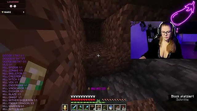 EveBaker04 online show from 10/12/25, 04:28