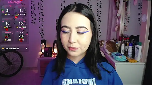  codeline online show from 12/03/25, 05:37