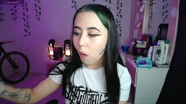  codeline online show from 03/21/26, 03:44