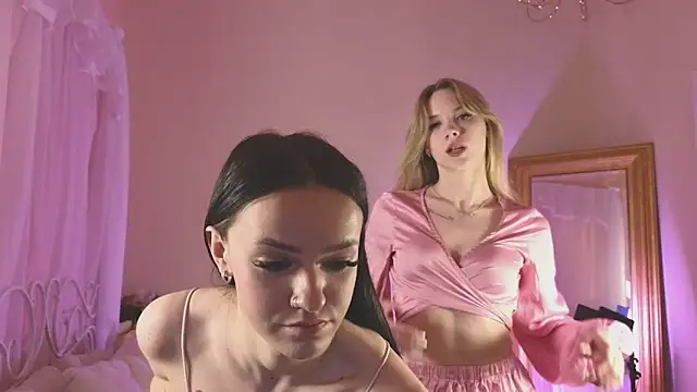 Snapshot of katt__y chatting on 02/20/25, 02:13 katt y online show from 02/20/25, 02:13