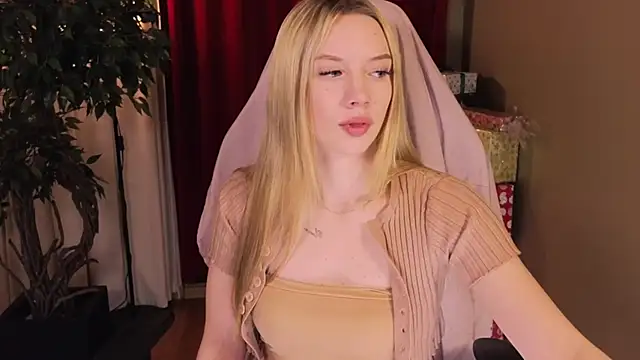 Snapshot of katt__y chatting on 12/04/25, 05:06 katt y online show from 12/04/25, 05:06