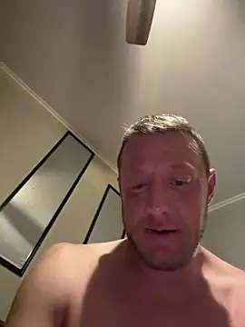 biggzee6 online show from 02/26/26, 06:34