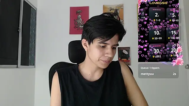 Snapshot of Dha_lia0 chatting on 05/13/26, 04:21 Dha lia0 online show from 05/13/26, 04:21