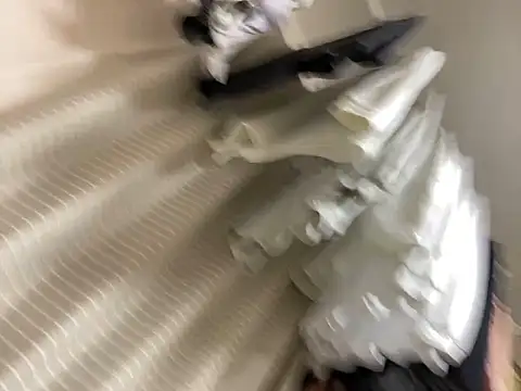 riri riri jp online show from 10/26/25, 03:29