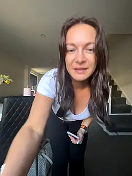 GoddessLucyRose online show from 09/23/25, 10:51