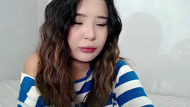 Snapshot of Minamin_20 chatting on 09/30/25, 07:19 Minamin 20 online show from 09/30/25, 07:19